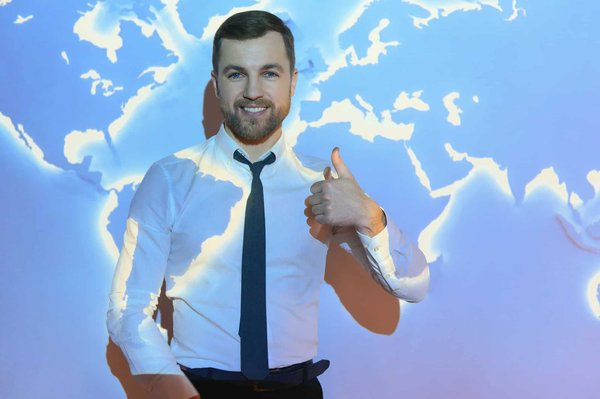 Quels sont les moyens d'économiser l'énergie lors de l'utilisation du four ?