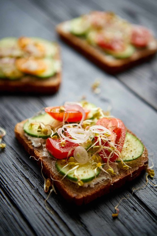 Quelles astuces pour débuter une alimentation végétarienne saine ?