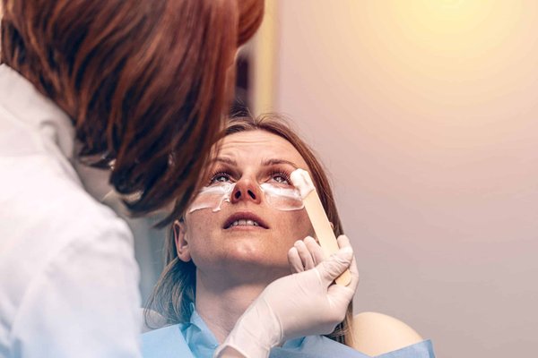 Quelle est la meilleure façon de réduire la consommation de papier dans le bureau ?